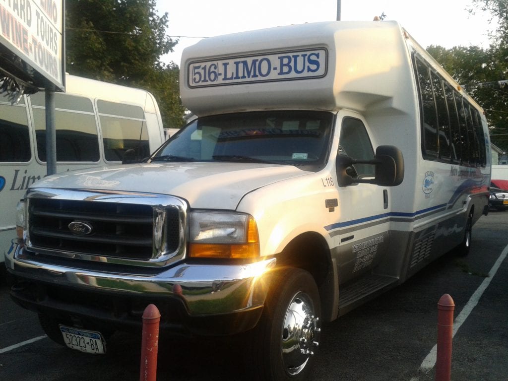 Long Island Buses
