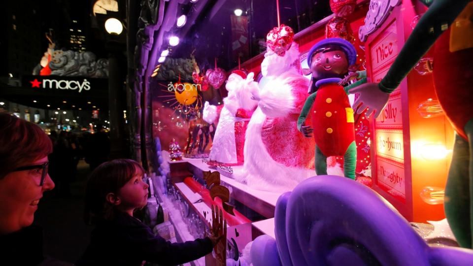 Macy's Department Store Windows - Transportation provided by Metro Limousine Service